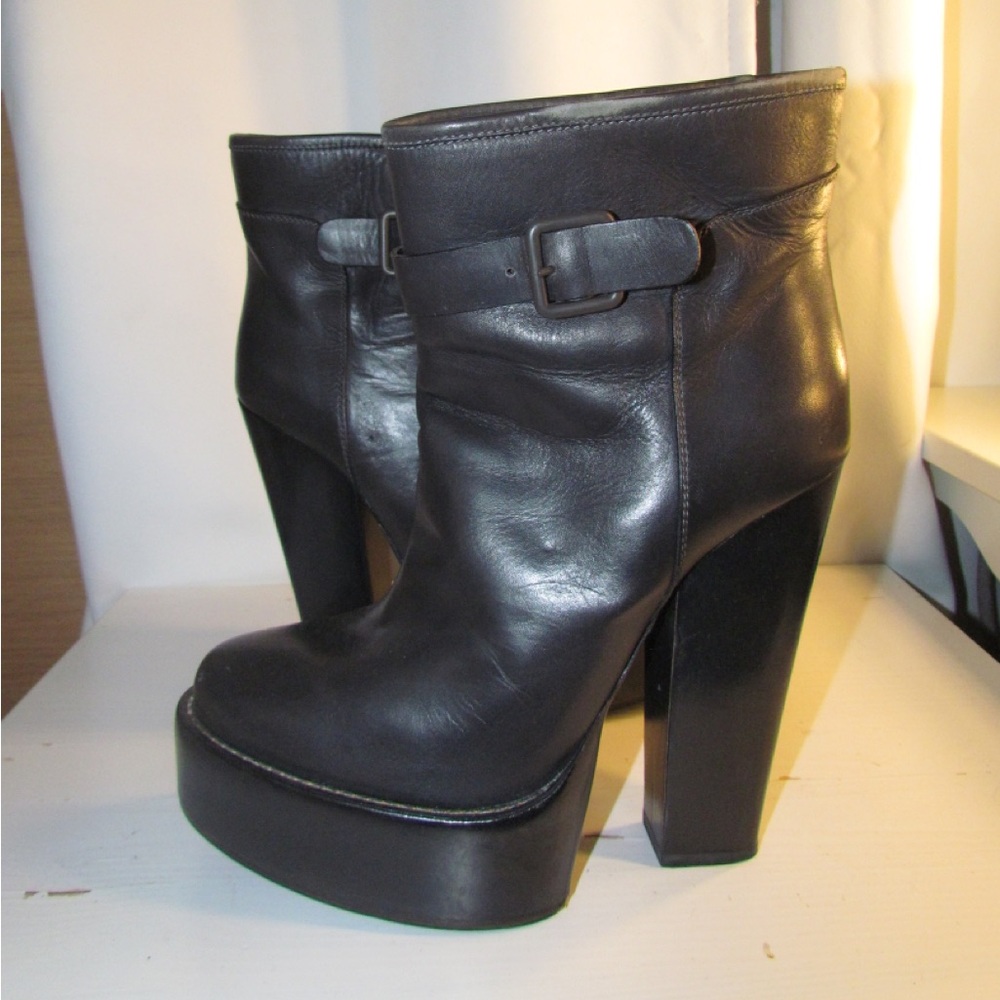 Balenciaga Black Heeled Boots with Chunky Heel - Picture 2 of 5